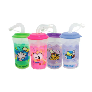 COPO PLÁSTICO COM CANUDO 410ML INFANTIL em Pinhalzinho SP