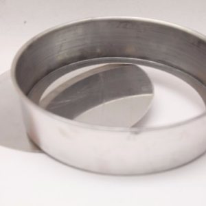 FORMA *ALUMÍNIO PARA BOLO FUNDO FALSO ALTA (10) N°22 em Pinhalzinho SP